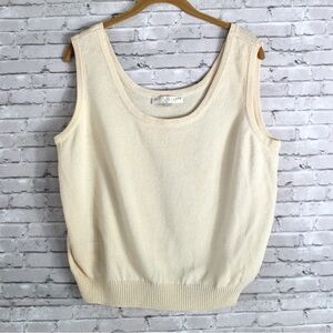 St. John Basic Large Ivory Knit Sweater Vest Sleeveless Scoop Neck